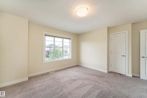 8589 Cushing Place, Edmonton, AB 