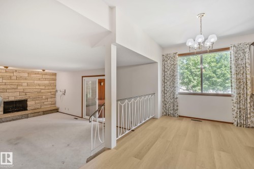 10904 40A Avenue, Edmonton, AB 