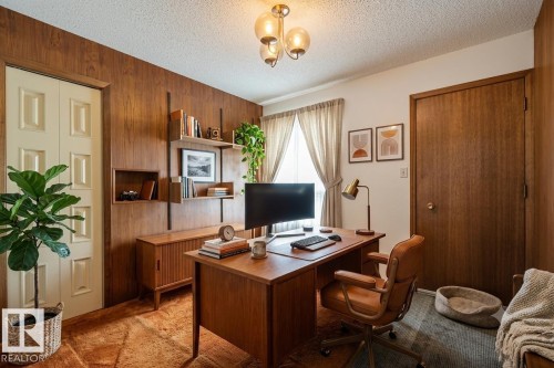 10904 40A Avenue, Edmonton, AB 