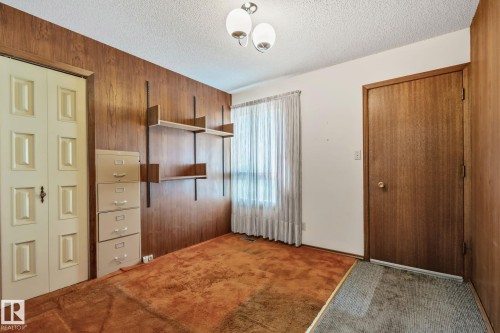 10904 40A Avenue, Edmonton, AB 