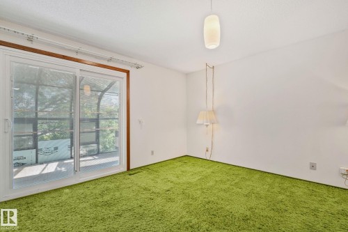 10904 40A Avenue, Edmonton, AB 