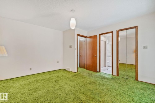 10904 40A Avenue, Edmonton, AB 
