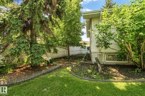 10904 40A Avenue, Edmonton, AB 