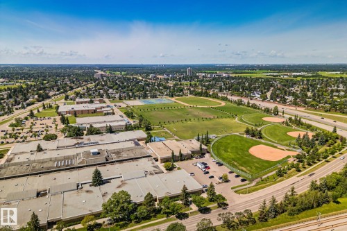 10904 40A Avenue, Edmonton, AB 