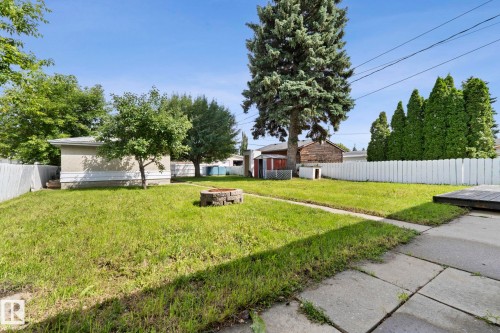 12823 88 Street Nw, Edmonton, AB - Outdoor