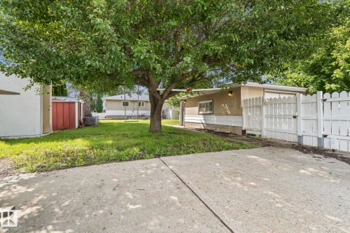 12823 88 Street Nw, Edmonton, AB - Outdoor