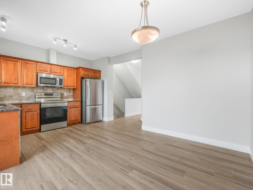 5 13215 153 Avenue, Edmonton, AB 