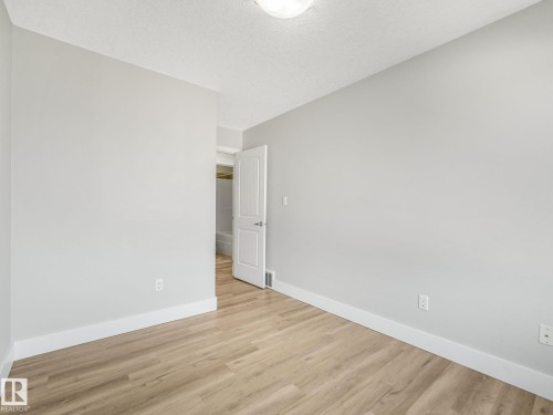 5 13215 153 Avenue, Edmonton, AB 