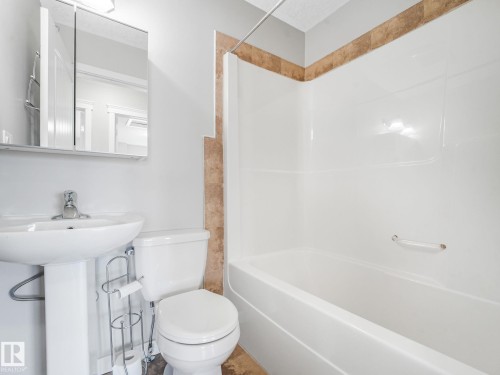 5 13215 153 Avenue, Edmonton, AB 