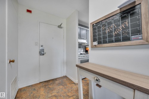 204 12303 Jasper Avenue, Edmonton, AB 