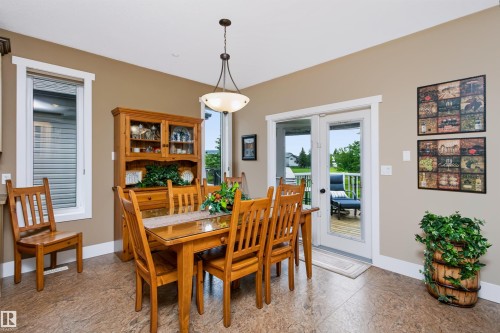 9505 107 Avenue, Morinville, AB - Indoor Photo Showing Dining Room