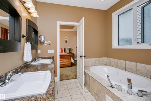 9505 107 Avenue, Morinville, AB - Indoor Photo Showing Bathroom