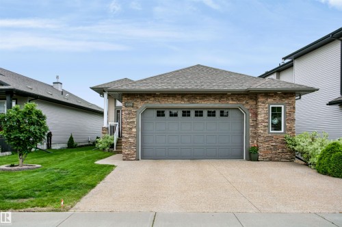9505 107 Avenue, Morinville, AB - Outdoor