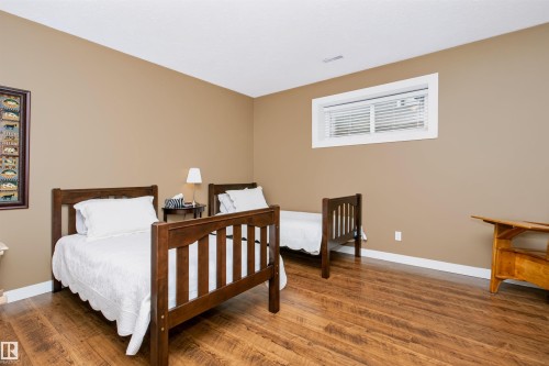 9505 107 Avenue, Morinville, AB - Indoor Photo Showing Bedroom