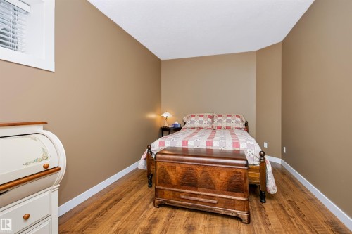 9505 107 Avenue, Morinville, AB - Indoor Photo Showing Bedroom