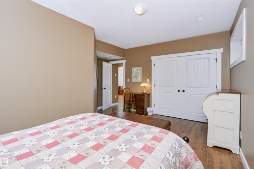9505 107 Avenue, Morinville, AB - Indoor Photo Showing Bedroom