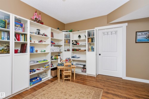 9505 107 Avenue, Morinville, AB - Indoor
