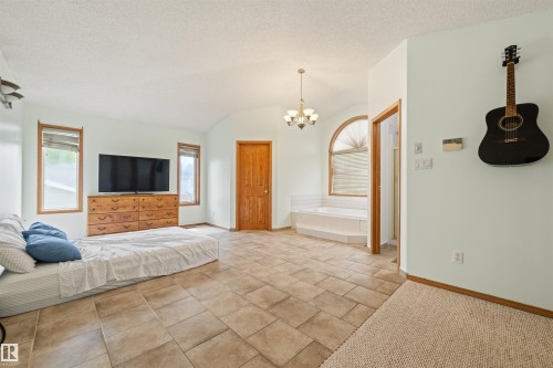 17219 113 Street, Edmonton, AB 