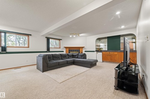 17219 113 Street, Edmonton, AB 
