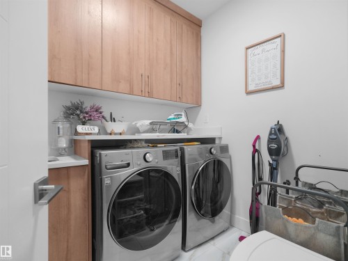 Laundry room - 320 38 Street, Edmonton, AB 