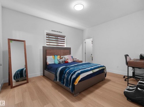 Bedroom - 320 38 Street, Edmonton, AB 