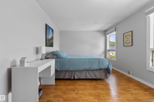 4712 49 Avenue, Drayton Valley, AB 