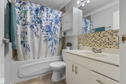 4712 49 Avenue, Drayton Valley, AB 