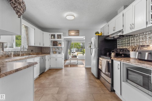 4712 49 Avenue, Drayton Valley, AB 