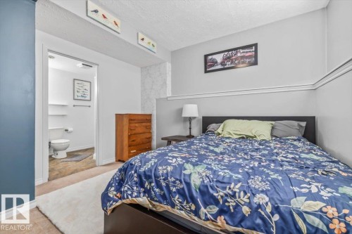 9916 93 Street, Fort Saskatchewan, AB - Indoor Photo Showing Bedroom