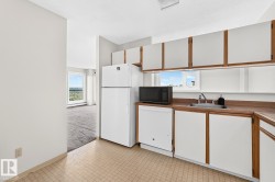 Kitchen - 