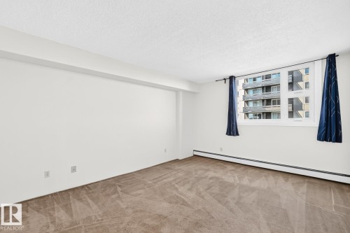 Empty room - 806 10545 Saskatchewan Drive, Edmonton, AB 