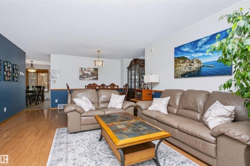 4444 30 Street, Edmonton, AB 