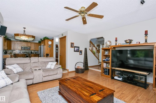 4444 30 Street, Edmonton, AB 