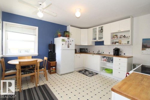 10320 79 Street Nw, Edmonton, AB - Indoor