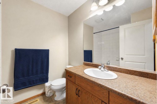 Virtually Staged - #28 290 Spruce Ridge Rd, Spruce Grove, AB - Indoor Photo Showing Bathroom