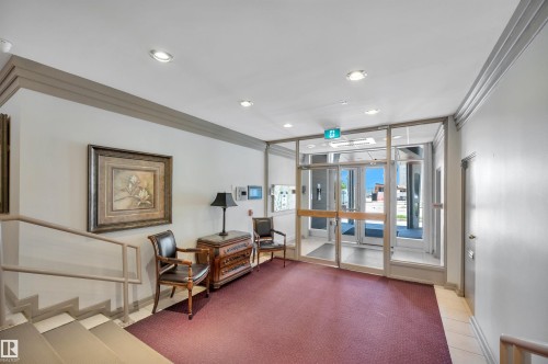 1402 9835 113 Street, Edmonton, AB 