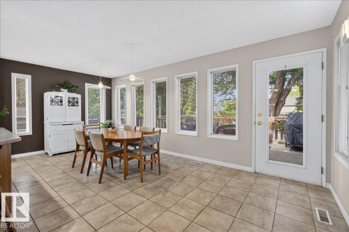 5414 17A Avenue, Edmonton, AB 