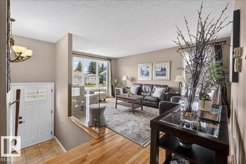 5414 17A Avenue, Edmonton, AB 
