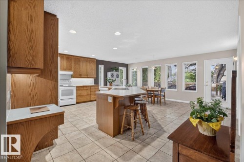 5414 17A Avenue, Edmonton, AB 