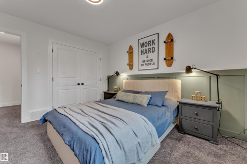 3722 Kidd Crescent, Edmonton, AB 