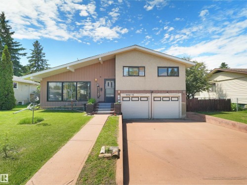 9256 75 Street, Edmonton, AB 