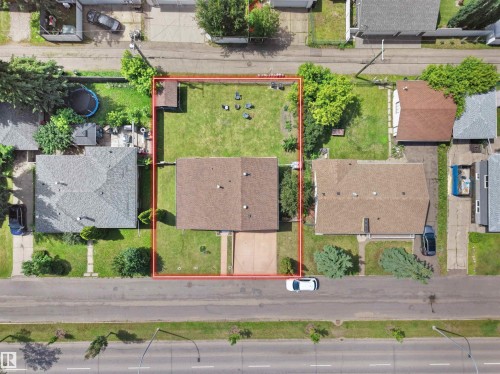 9256 75 Street, Edmonton, AB 