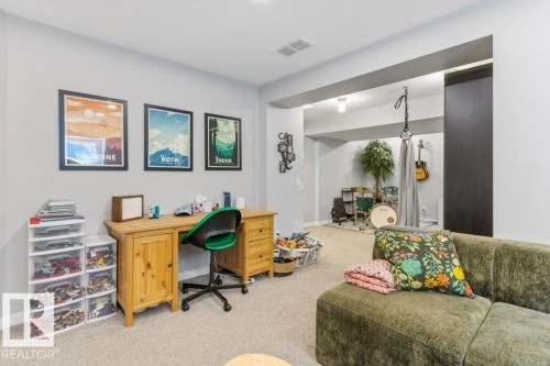 99 Juneau Way, St. Albert, AB - Indoor