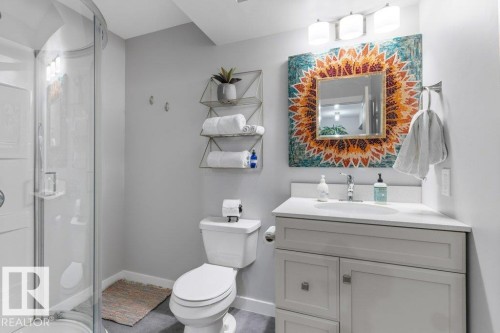 99 Juneau Way, St. Albert, AB - Indoor Photo Showing Bathroom