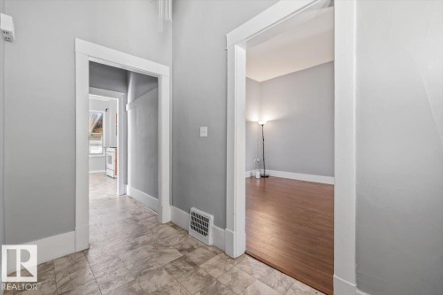 11408 81 Street, Edmonton, AB 