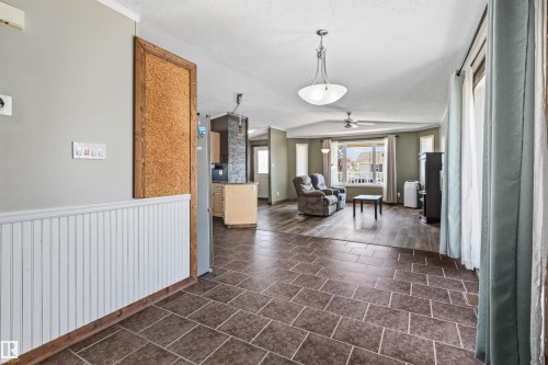 1172 Aspen Drive W, Leduc, AB 