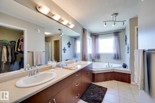 19 Ashton Gate, Spruce Grove, AB 