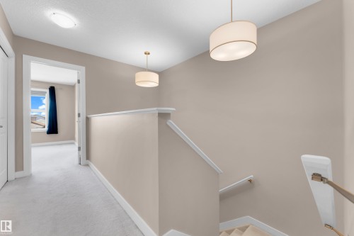 725 36 Street, Edmonton, AB - Indoor Photo Showing Other Room