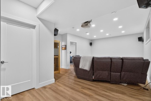 1706 Tanager Close, Edmonton, AB 