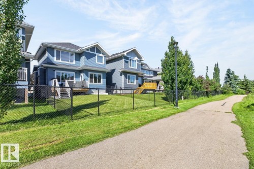 1706 Tanager Close, Edmonton, AB 